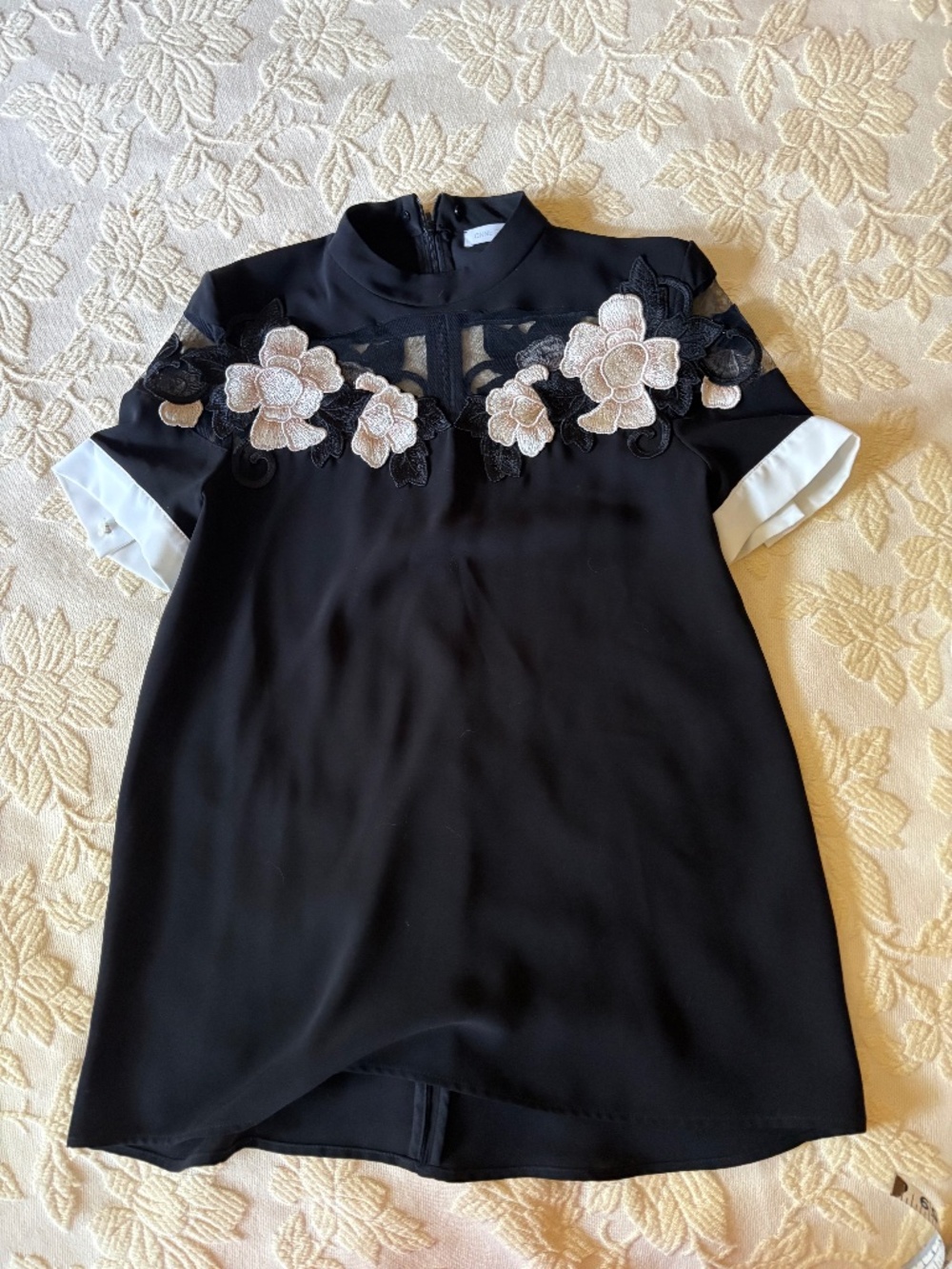 Anne Fontaine Embroidered Black Top